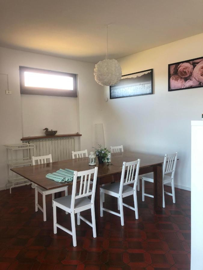 Casa Gaiani Villetta In Riva Al Lago Vista Mozzafiato Varano Borghi Eksteriør bilde