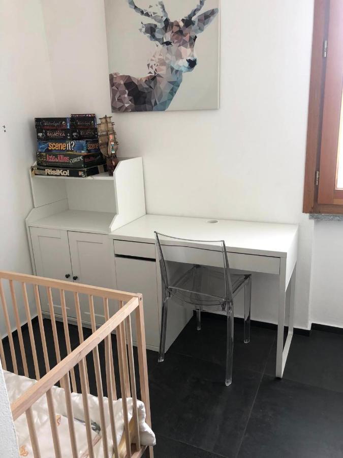 Casa Gaiani Villetta In Riva Al Lago Vista Mozzafiato Varano Borghi Eksteriør bilde